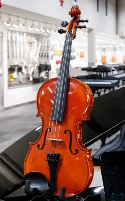 Schoenbach - Viola - 3/90 39 OF 2